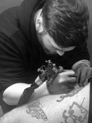 ryan tattoo artist