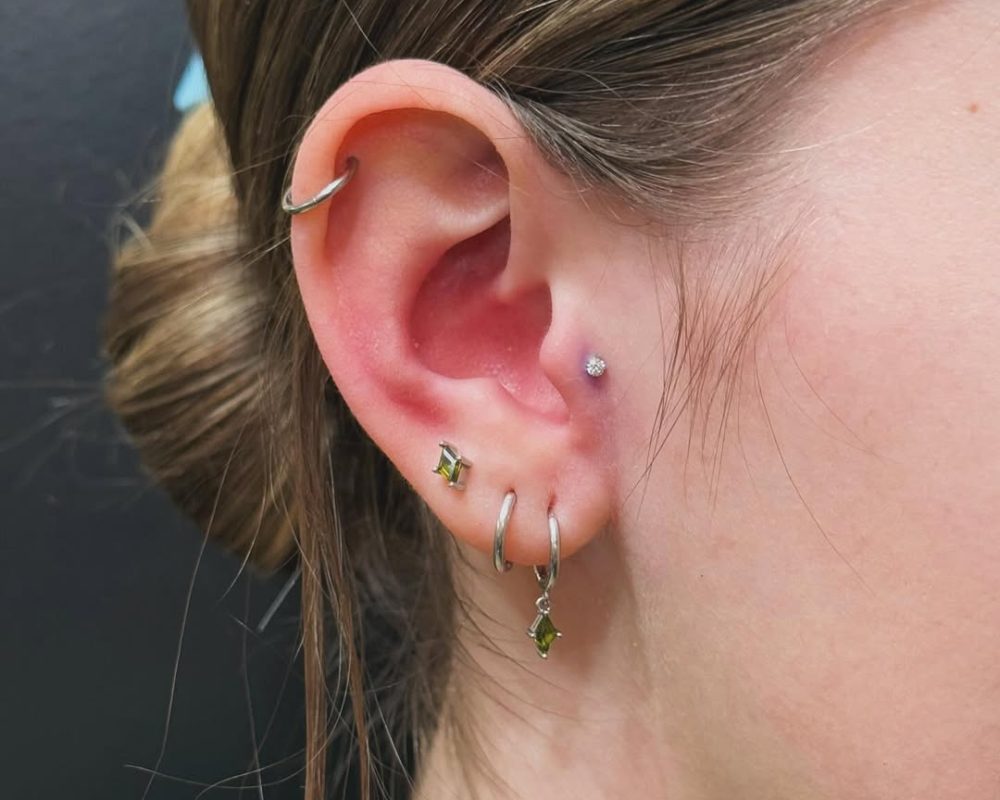 tragus ear piercing new